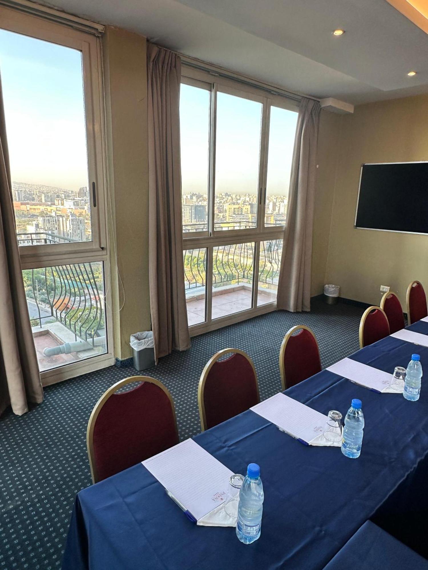 Padova Hotel Бейрут Екстер'єр фото
