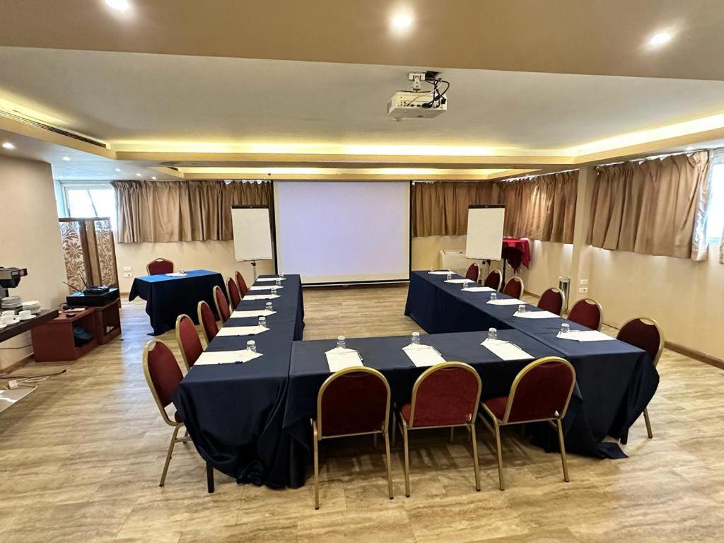 Padova Hotel Бейрут Екстер'єр фото