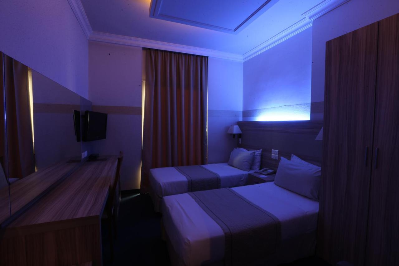 Padova Hotel Бейрут Екстер'єр фото
